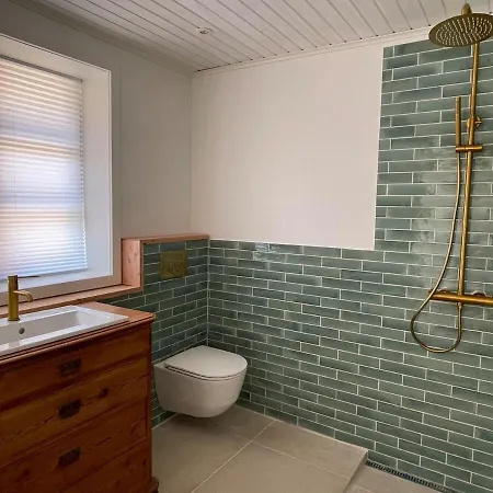 Апартаменты Wildernest Bornholm - Svanen